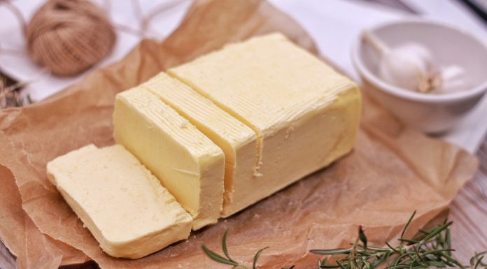 איך מכינים חמאה בבית?