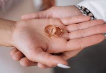 ניקוי טבעת אירוסין